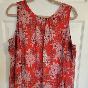 1X Plus Size Sleeveless top by Vincent Camuto Red floral Pattern